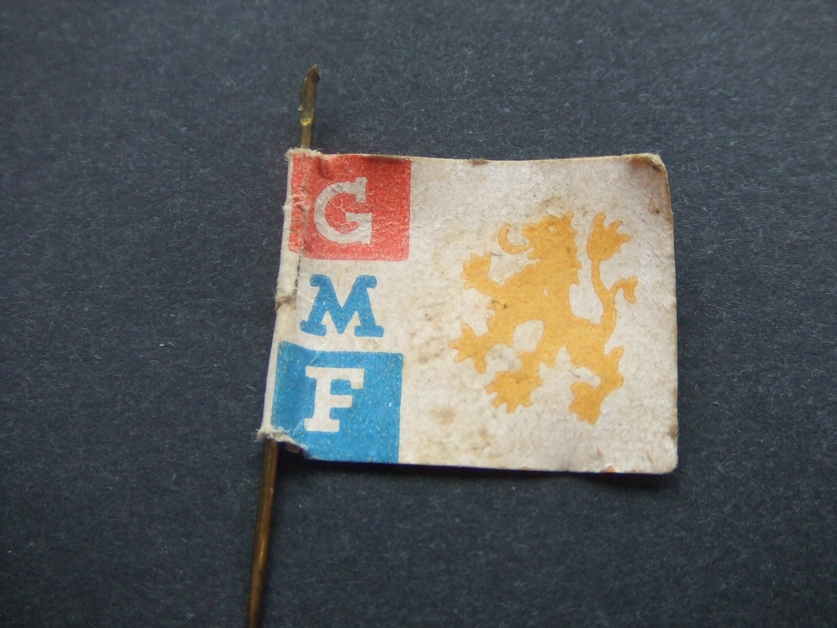 GMF Gezamenlijke Militaire Fondsen oud collecte vlaggetje